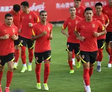 国家队齐心合力备战，追求胜利的简单介绍